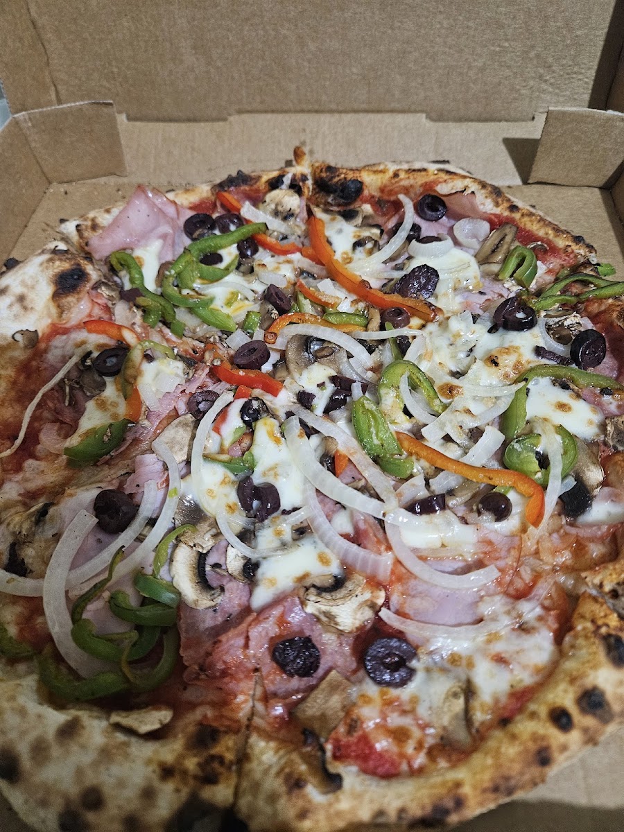 Pizza 72 Photo 3